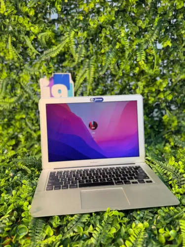 MacBook Air 2017 A1466 Processador i5 Dual Core 8GB RAM 128GB SSD 1076 ciclos