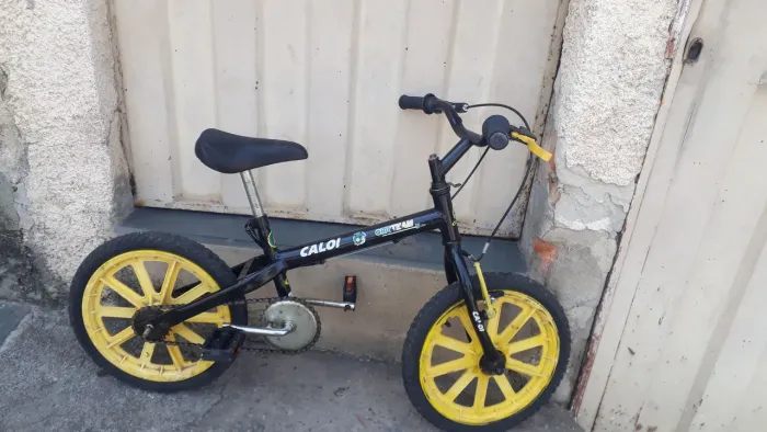 Bicicleta Caloi menino aro 16