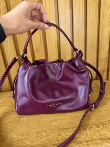 BOLSA LUIZA BARCELOS PEQUENA BUCKET EM COURO