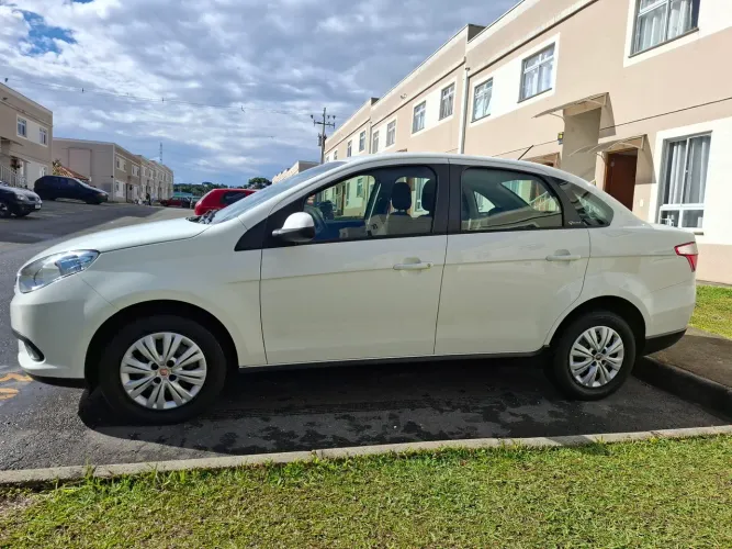 Fiat Grand Siena Attrac. 1.4 EVO F.flex 8V 2017