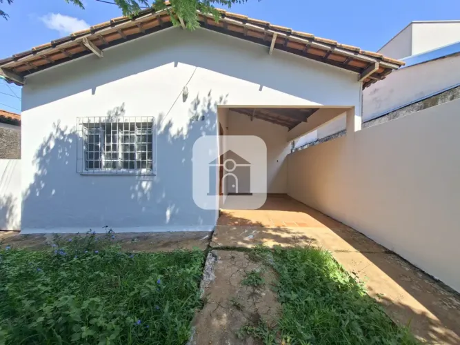 Casa para locação no bairro Cidade Jardim