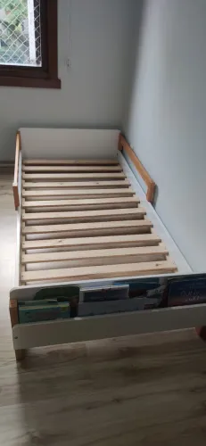 Cama Montessoriana