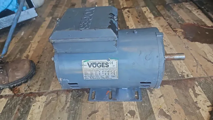 Bombas motores elétricos redutores a venda