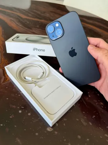 iPhone 15 Black - 256GB