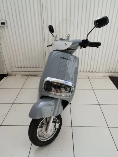 Scooter elétrica 1000W