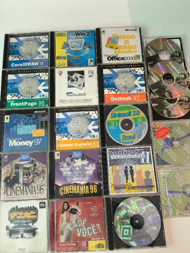Lote de CDs Antigos - Softwares, Jogos e Programas Anos 90/2000 (Raridades)