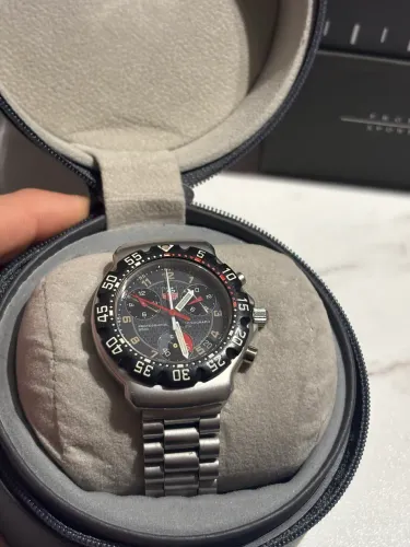 Relógio TAG Heuer Fórmula 1 37mm 