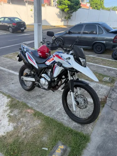 Xre 300 2014