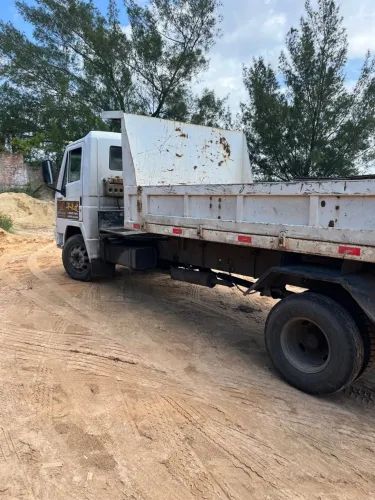 Caminhão Agrale 7000D , caçamba 