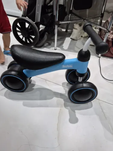 Bicicleta de equilíbrio bebê