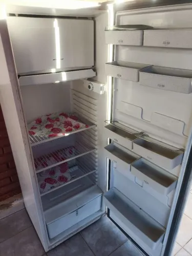 Geladeira Brastemp conservada