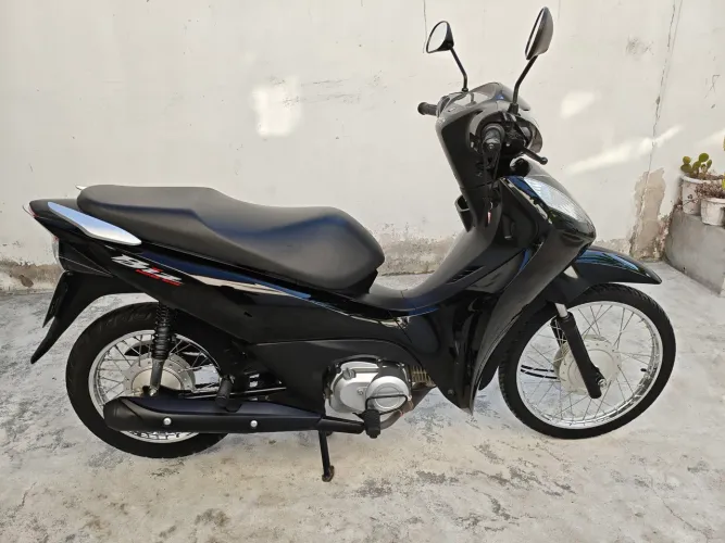 Honda biz 125es 2025, 8.000km