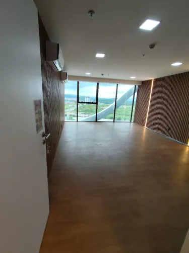 Alugo sala planejada Epic Tower shopping com todas taxas inclusas