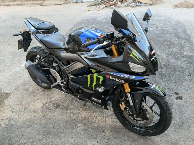 Yamaha YZF R3 AYamaha YZR R3 ABS 2023 - Único Dono - Apenas 24.300km