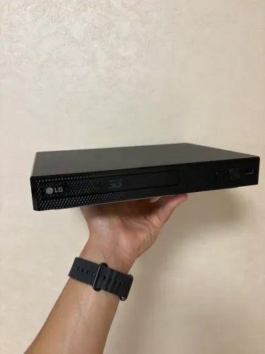 Leitor DVD Blu Ray 4K LG BP450