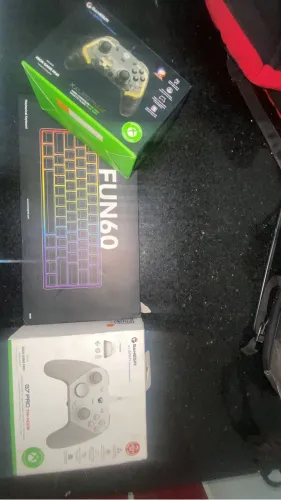 Manete e teclado