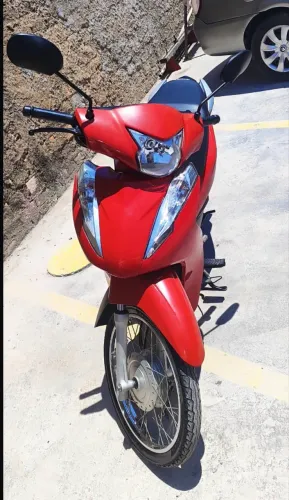 Vende-se Biz 110cc 2023 Baixo km( semi nova)