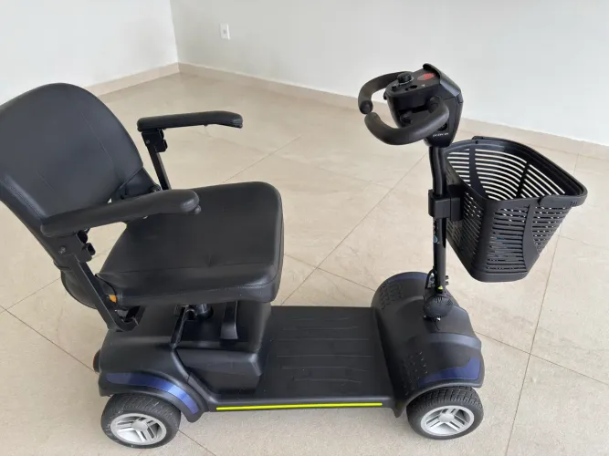 Scooter elétrica