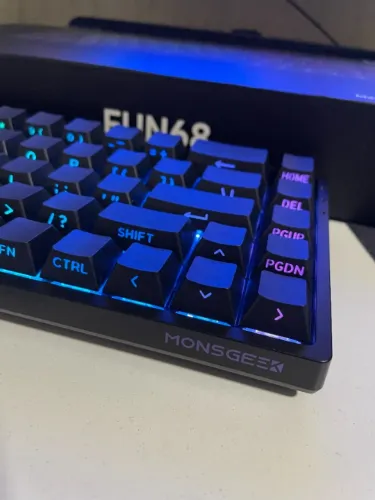 Teclado Magnético MonsGeek FUN68 8K RGB - Rapid Trigger