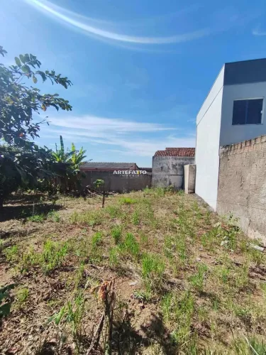 Terreno à venda em Franca, City Petrópolis, 181m²