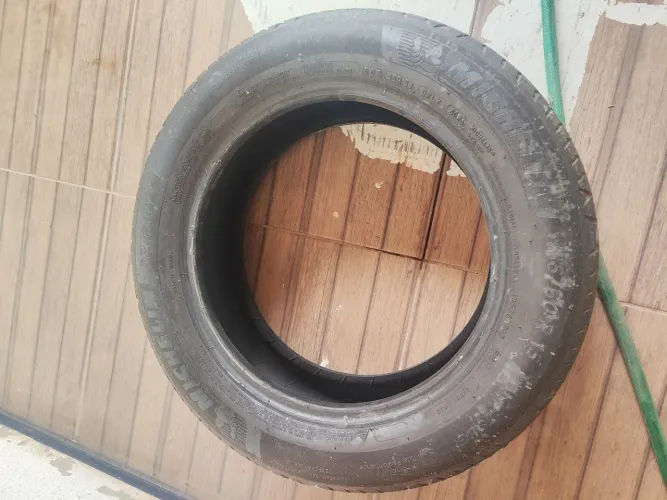 Pneu quebra galho Michelin 185 60R15 4 por 350