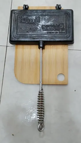 Sanduicheira ferro fundido Fumil 2 pães
