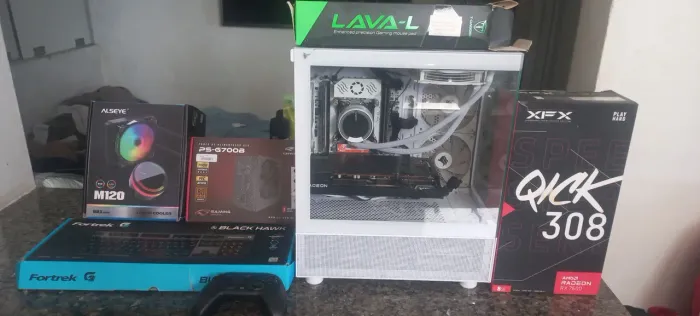 Vendo PC GAMER de entrada