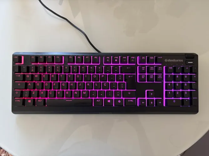 Teclado Steelseries Apex 3 ABNT pouquíssimo usado