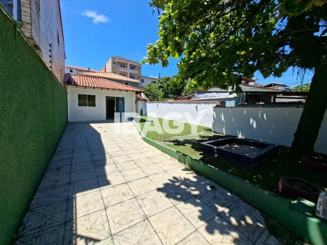 Oportunidade! Casa em Barreiros - São José
