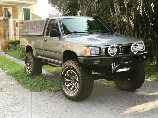 Toyota Hilux CS 4X4 2.4 Diesel 1995