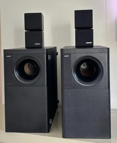 Sistema de Som Bose Subwoofer e Satélites