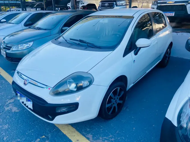 Fiat Punto Attractive 1.4 Fire Flex 8V 5P 2016