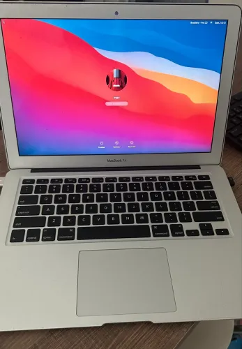 MacBook Air 2014 - usado e com defeito
