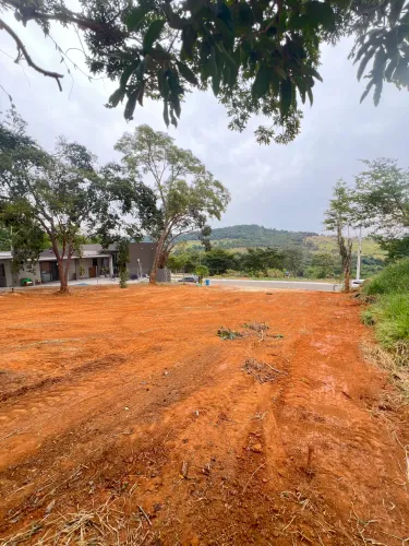OPORTUNIDADE LOTE 1000 m2 CONDOMÍNIO VERSSAILLES