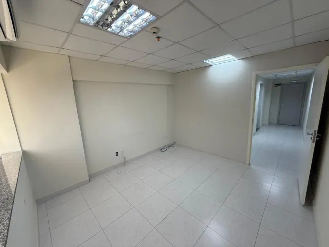 Sala à venda no bairro Brasil em Uberlândia
