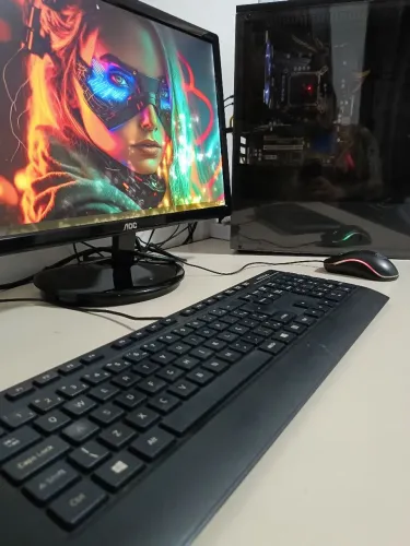 PC Gamer Completo Intel i5 + 16GB RAM + GT 730 (4GB) + Water Cooler