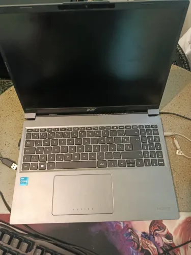 Vendo Notebook Acer Aspire Go AG15-51P-39MU Intel Core i3-1305U 8GB 256ssd