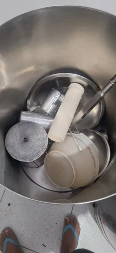 Venda maqunario pra vc que ta procurando trabalhar com veda de açaí tenho pra vender 7mil