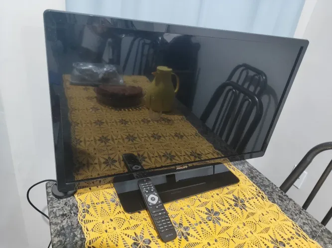 Tv 32 polegadas com defeito