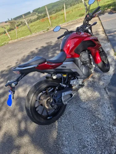 Vendo moto Yamaha fazer 250cc 2022 - 20.500,000