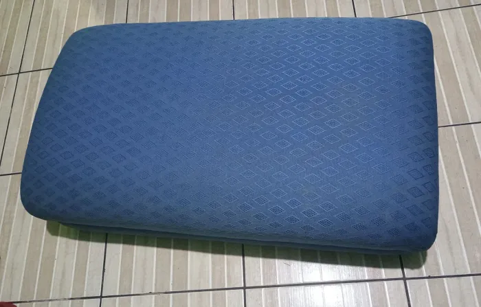 Sofazinho de pôr nos pés da cama