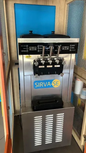 Vendo ou troco por carro do mesmo valor, ou pago diferença em valor superior