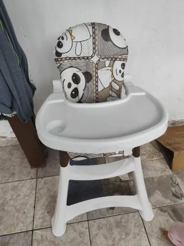 Cadeirinha de alimentação