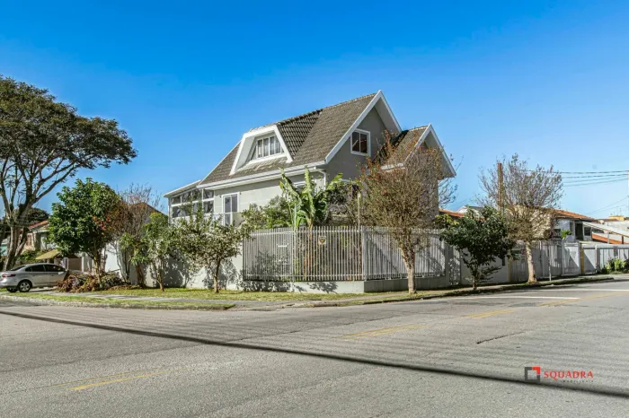 Casa à venda, 337 m² por R$ 1.800.000,00 - Capão da Imbuia - Curitiba/PR