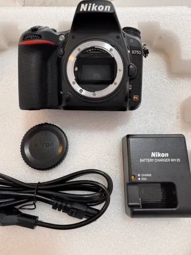 Nikon Dslr D750 nova!