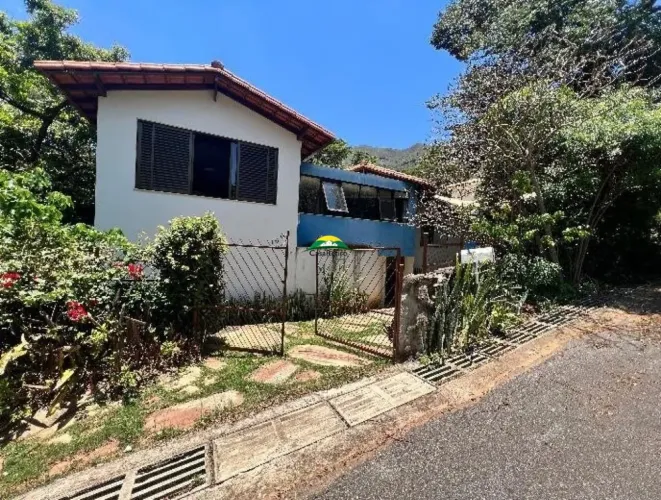 Casa para venda no Condomínio Retiro do Chalé