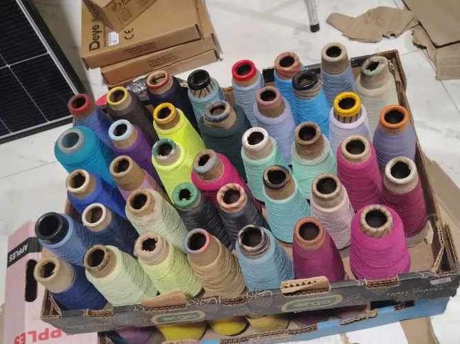 Cones de overloque cores sortidas