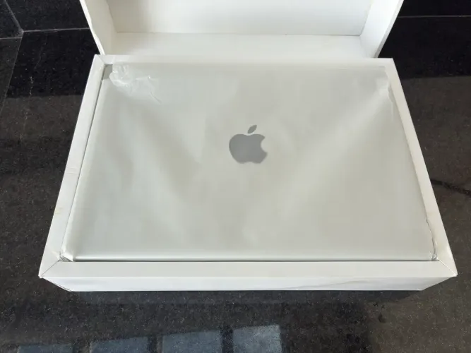 MacBook Pro M4 Pro 14? 48gb ram 512ssd