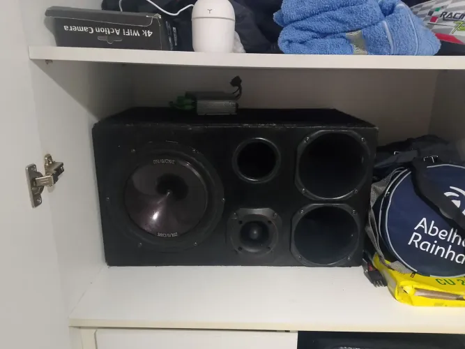 Vendo caixa de som automotiva