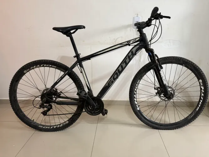 Bicicleta South Aro 29